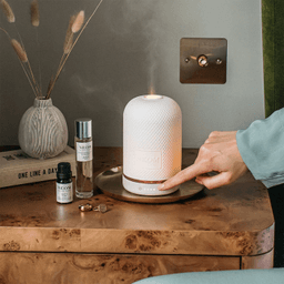 neom-organics-london-thumbnail-2