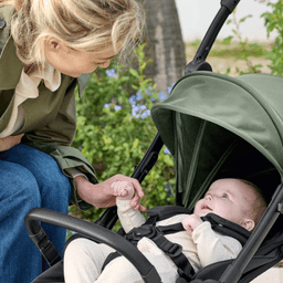 mamas-and-papas-thumbnail-4