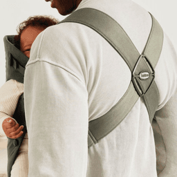 babybjorn-thumbnail-5