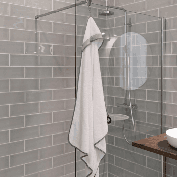 Image showing the Dry'n Play Hands-free Baby Towel, White product.