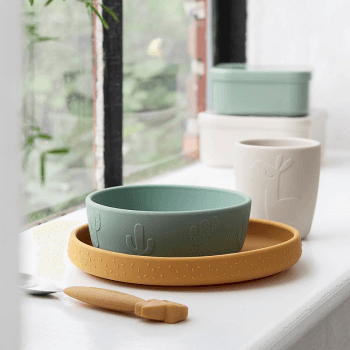 Image showing the Lalee Stick & Stay Dinner Set, Green/Mustard/Sand product.