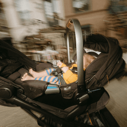 ergobaby-thumbnail-4